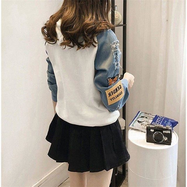 2020 new winter sweater female Korean version of the influx of students loose hole denim long-sleeved hooded jacket coat wild 2020 new winter sweater female Korean version of the influx of students loose hole denim long-sleeved hooded jacket coat wild