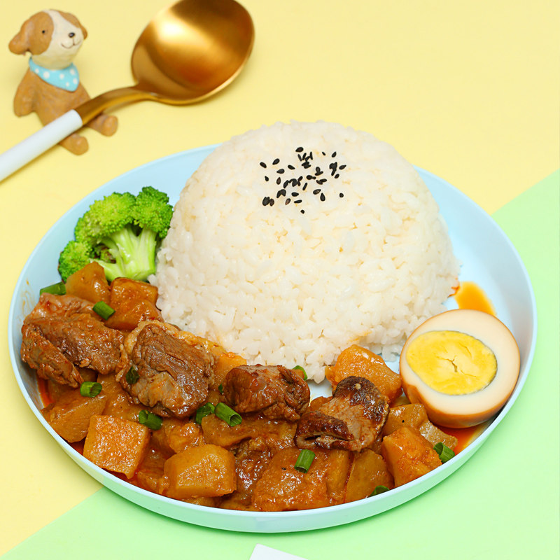 袋装包快餐方便半成品快餐料理速食常温牛肉土豆自热米饭