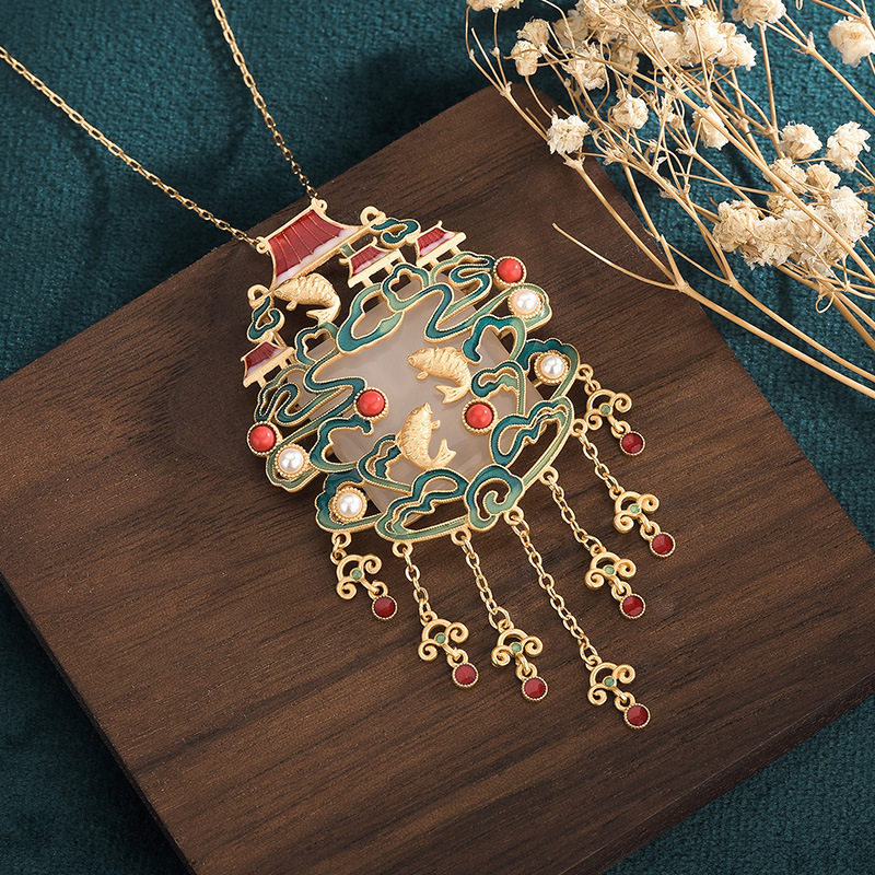 2022秋冬国潮新品配饰古法镀金和田鱼跃龙门流苏项链