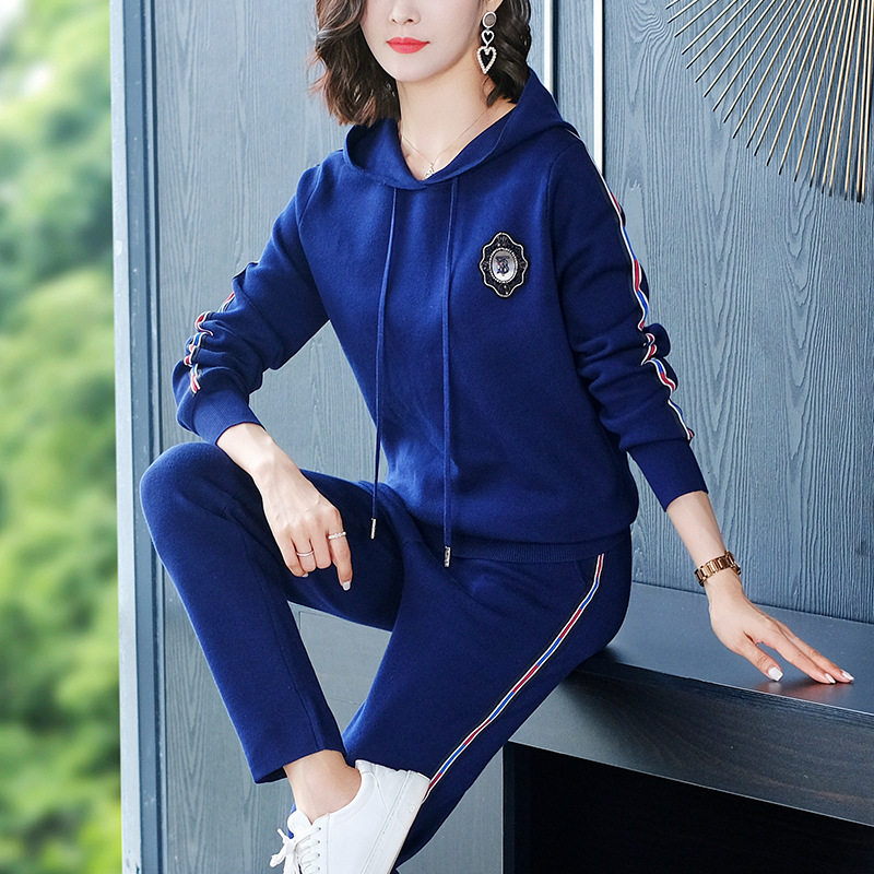 时尚休闲运动服套装女连2020秋冬新款大码洋气减龄休闲运动套装