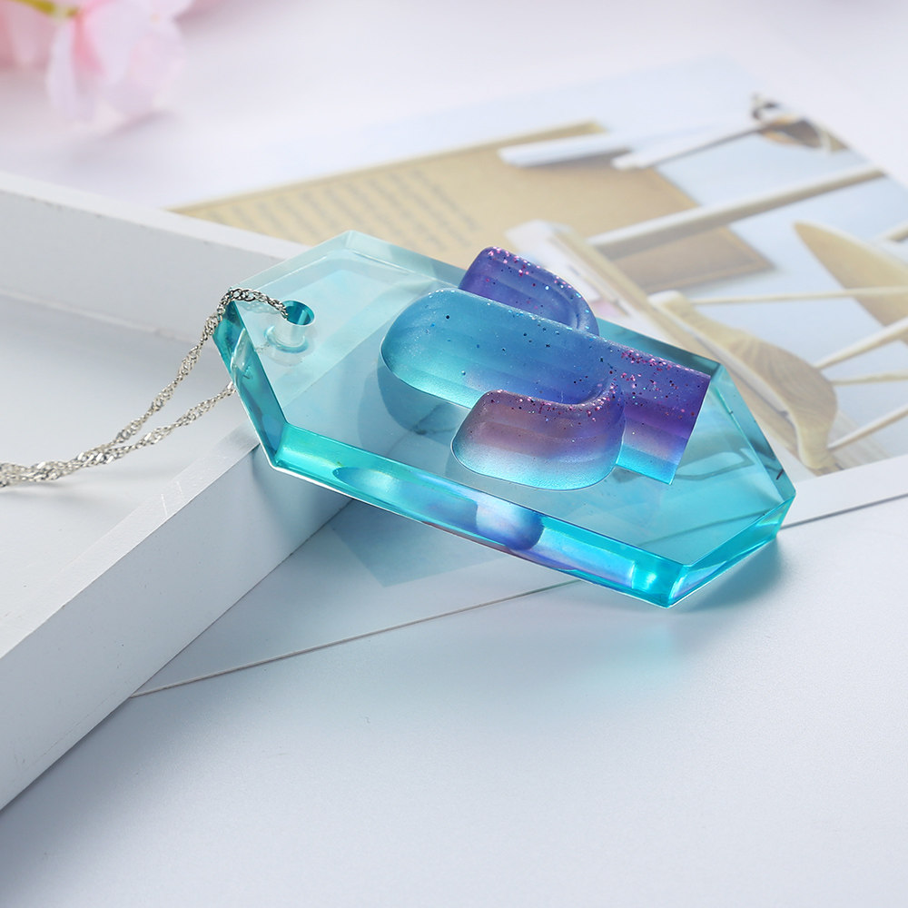 秋兰水晶滴胶diy仙人掌硅胶模具环氧树脂ab胶材料火烈鸟挂件磨具