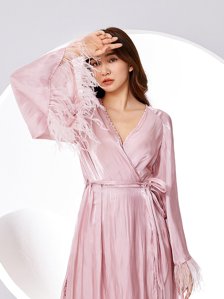 结婚晨袍女新娘高级礼物伴手纯色鸵鸟羽毛流沙睡袍