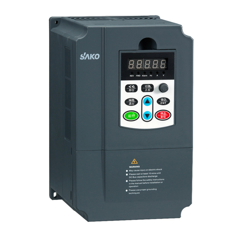 网红新品220v变频器1.5kw千瓦  三相220v/380v伏电机 雕刻机主轴
