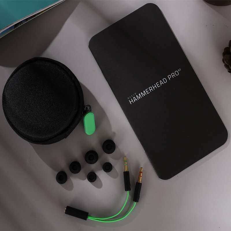 正品razer/雷蛇战锤狂鲨专业版v2电竞线控吃鸡游戏入耳式耳机耳麦