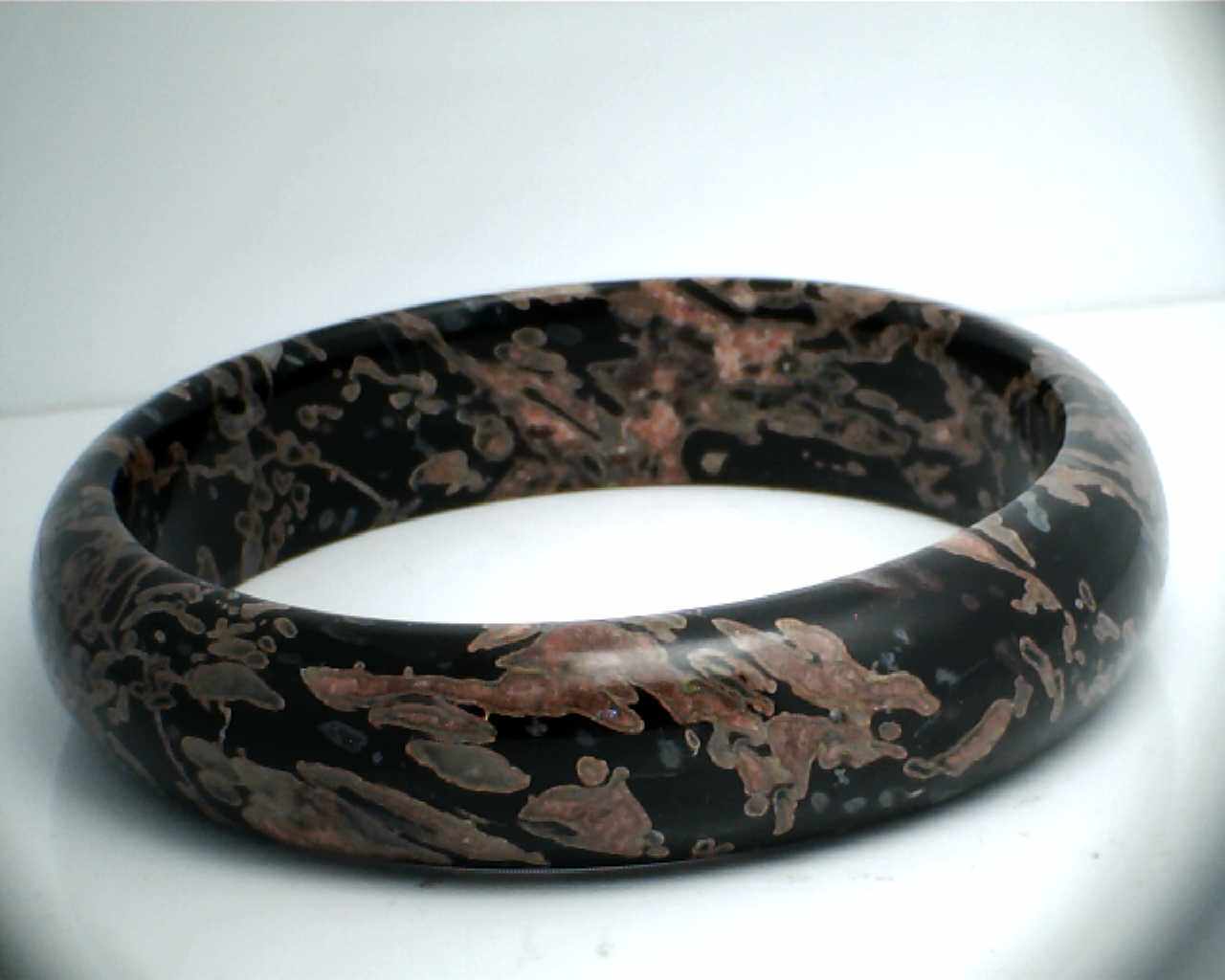 梅花玉手手镯马年春暖花开洛阳汝阳天然正宗玉石手饰