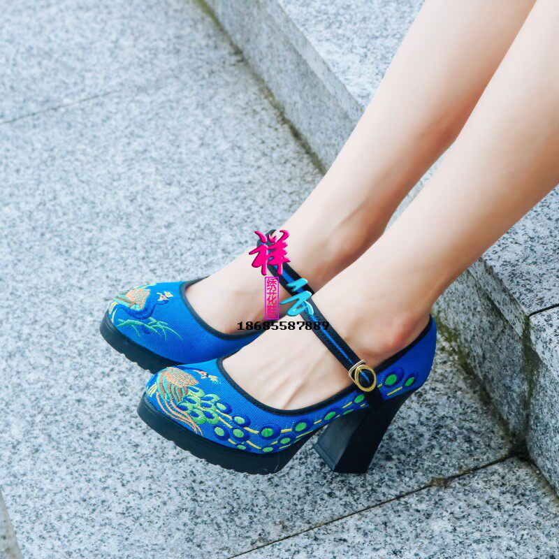 孔雀绣花鞋民族风2021春夏新品老北京布鞋中国国风单鞋布鞋