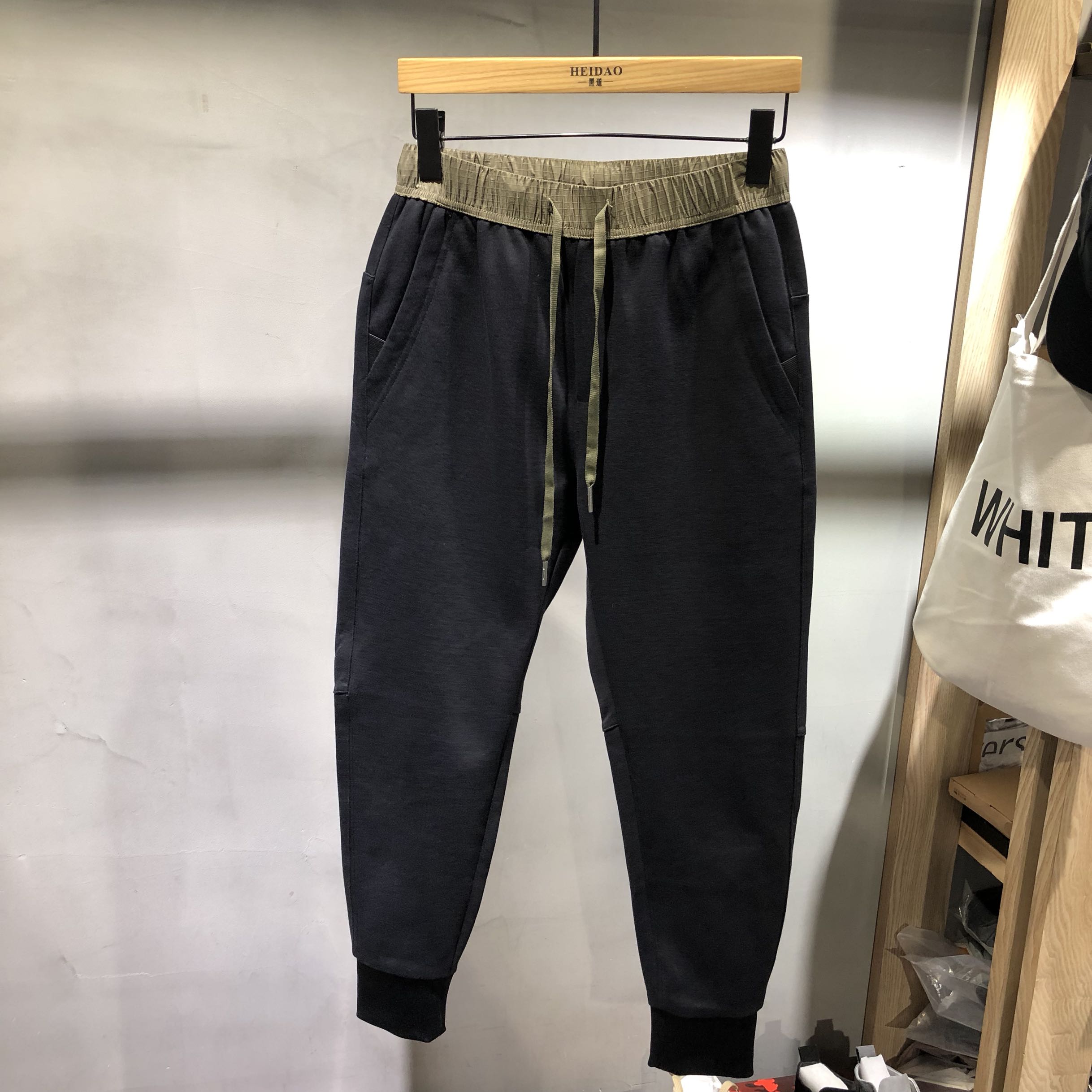 男士休闲裤新款韩版修身弹力小脚裤抽绳九分裤男春秋束收脚运动裤