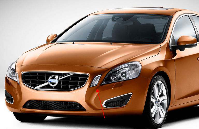 适用于沃尔沃老款s60v60保险杠日行日间行车车灯前杠其他