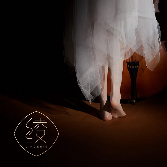 弦「绫 天生丝滑」 性感背线极薄1d蕾丝长筒袜丝滑丝袜高筒袜 - 女性