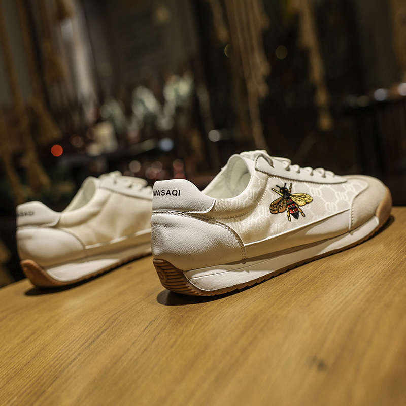 小蜜蜂男鞋2022年新款春季帆布休闲板鞋男士潮牌奢侈品牌小白鞋子