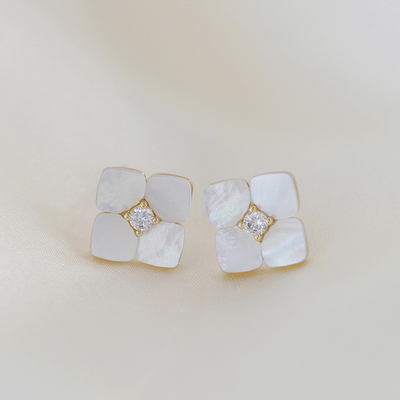 白贝母贝母轻奢高级年潮秋冬百搭耳钉气质耳夹女无耳耳环