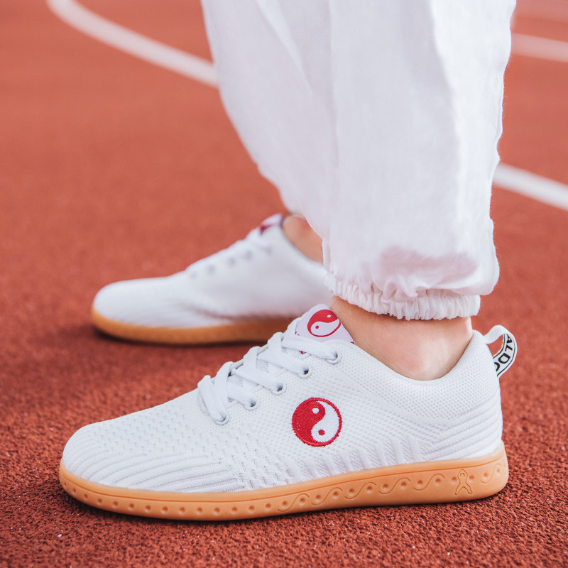 老年人锻炼武术太极拳鞋男女同款爷爷奶奶舒服透气防滑轻便运动鞋