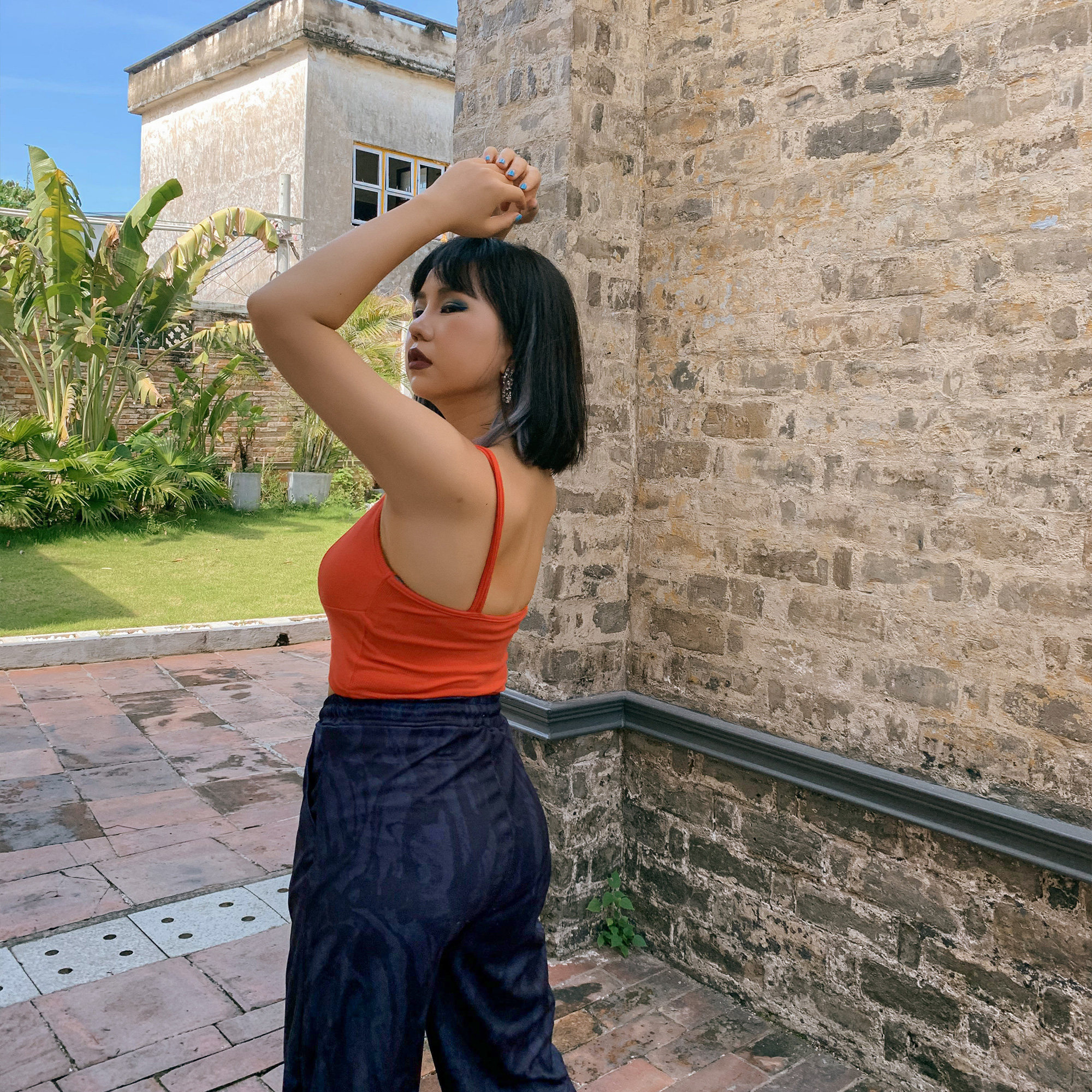 楠哥微胖辣妹性感背心吊带女夏大码mm修身背心吊带