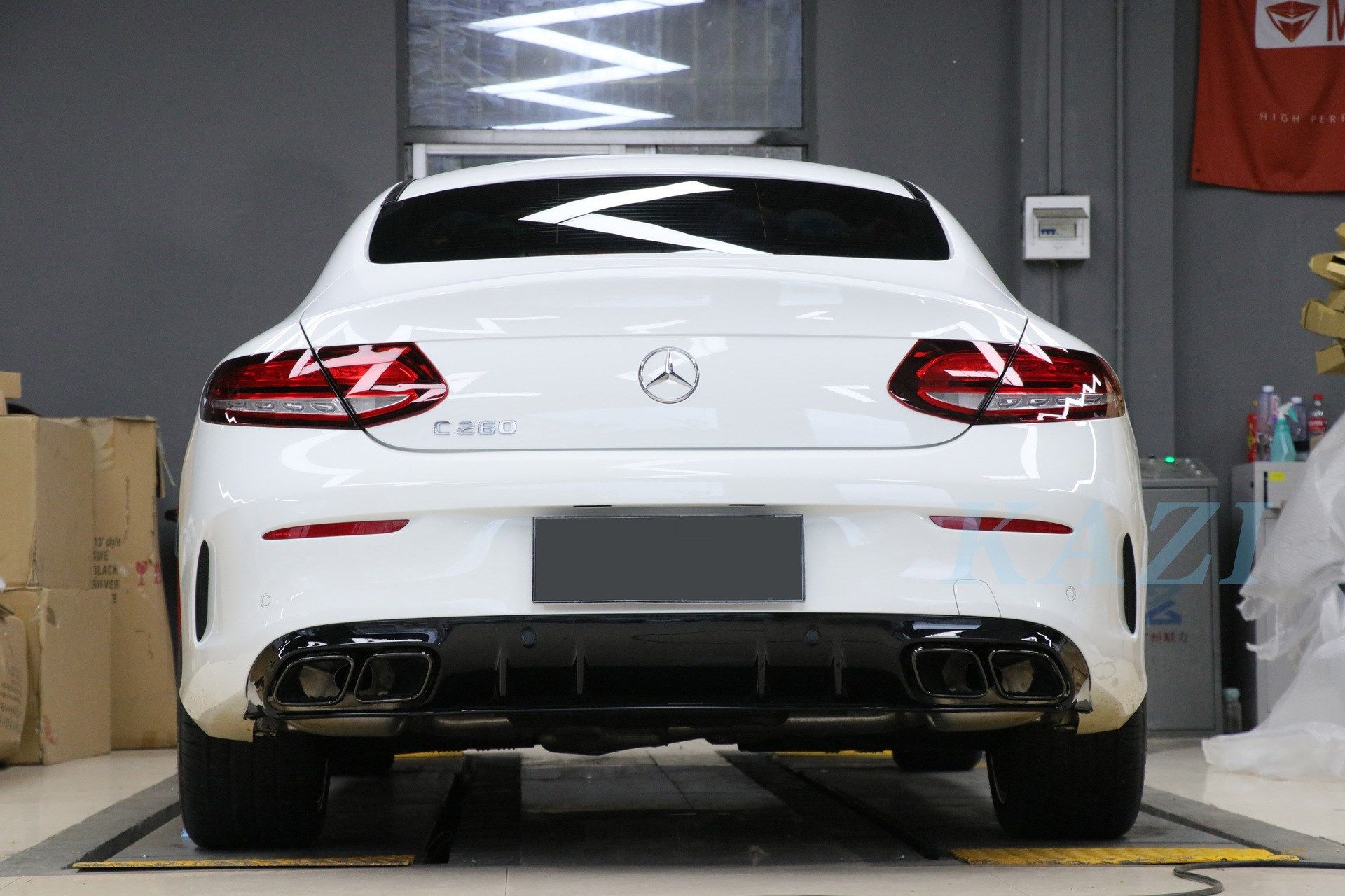 适用于19款奔驰w205c200c260c300coupe改装c63amg唇尾其他