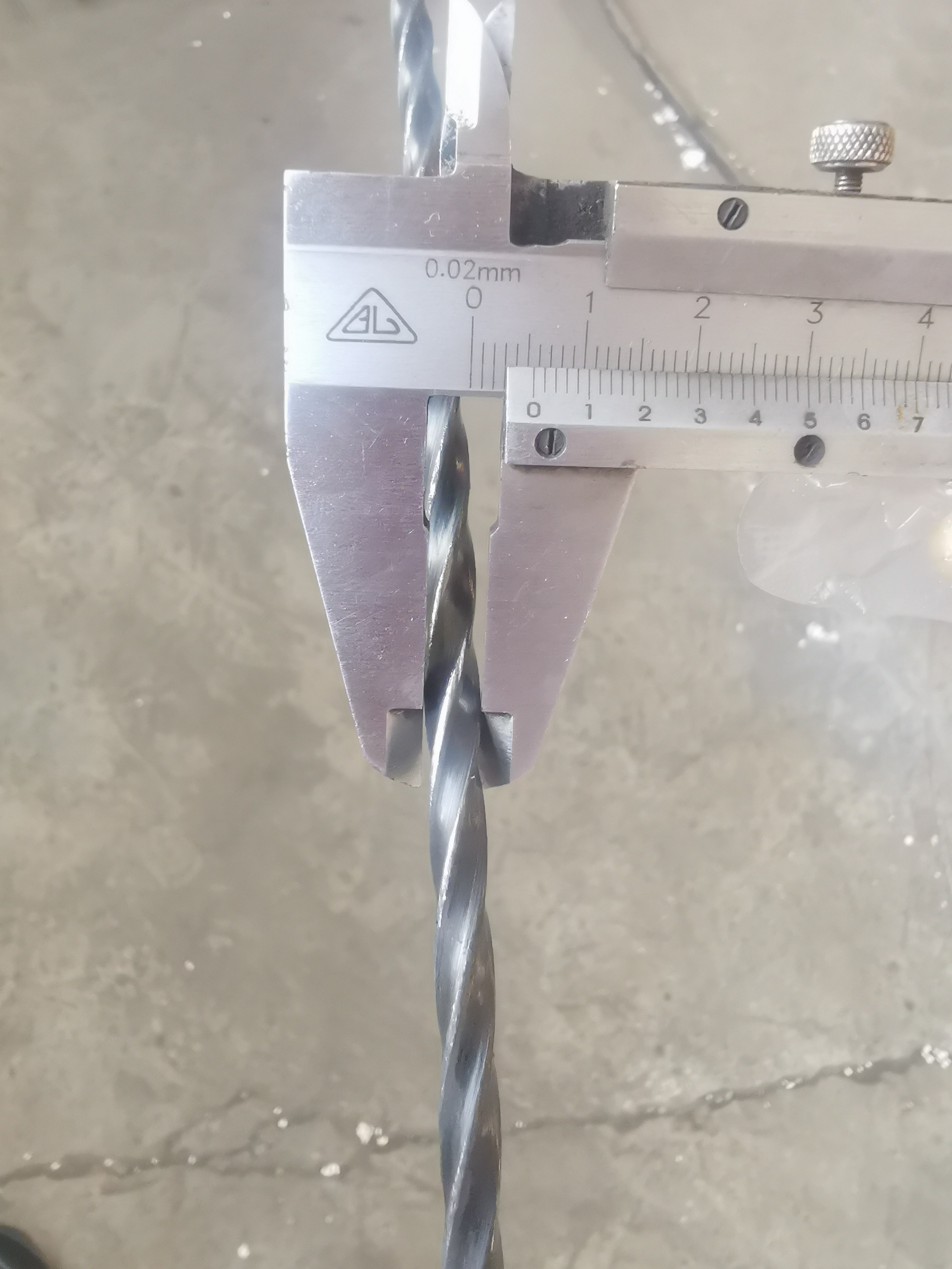 麻花方钢钢筋8mm螺纹10mm扭角钢格6mm钢扭螺纹钢