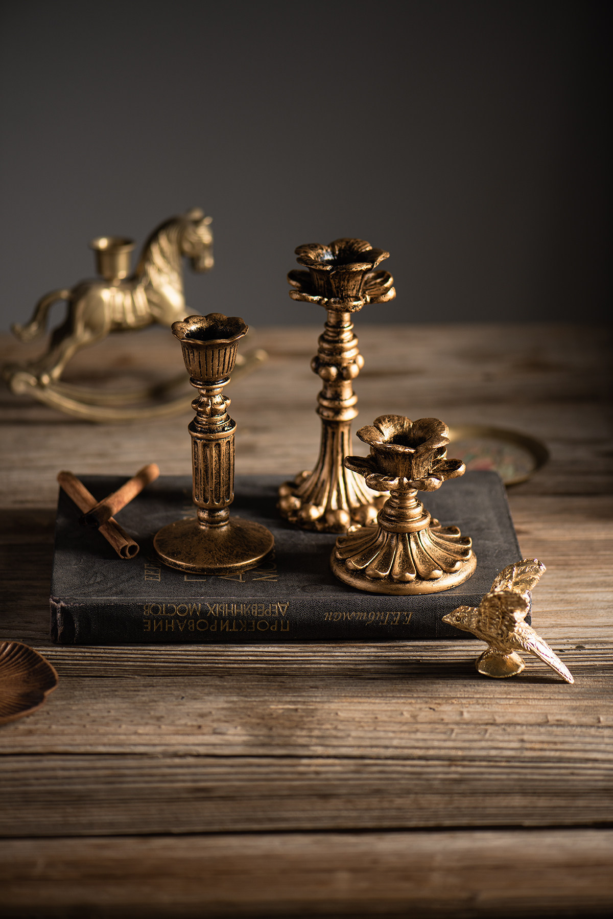 欧式复古树脂仿铜烛台餐桌婚礼布置摄影道具烛台