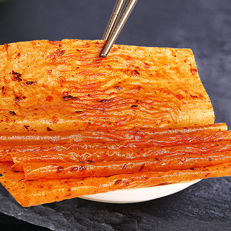 老式大辣片手撕辣皮80后经典小时候的味道麻辣小零食童年记忆小吃