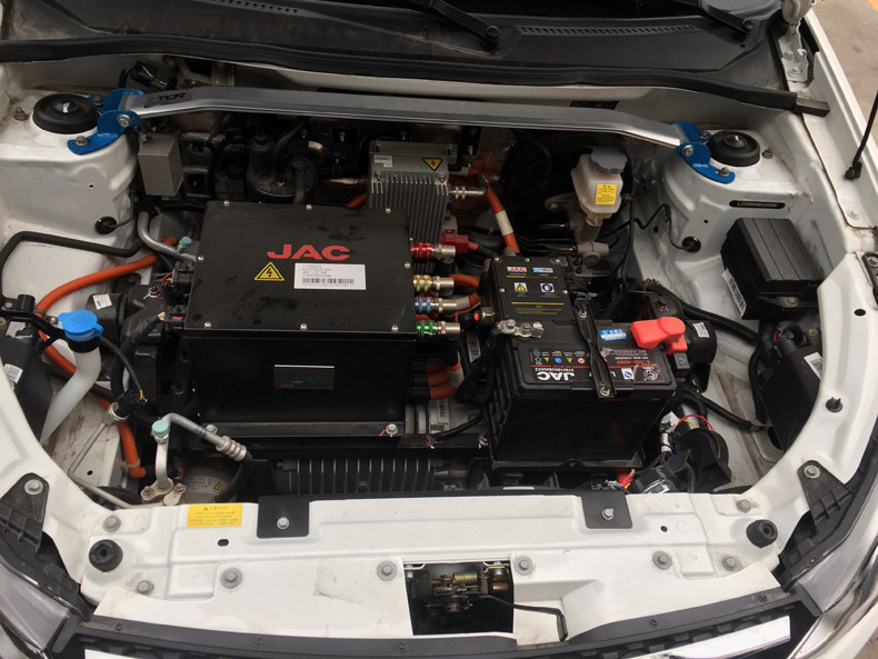 新能源江淮iev4顶吧加强前顶平衡杆改装车身强化其他