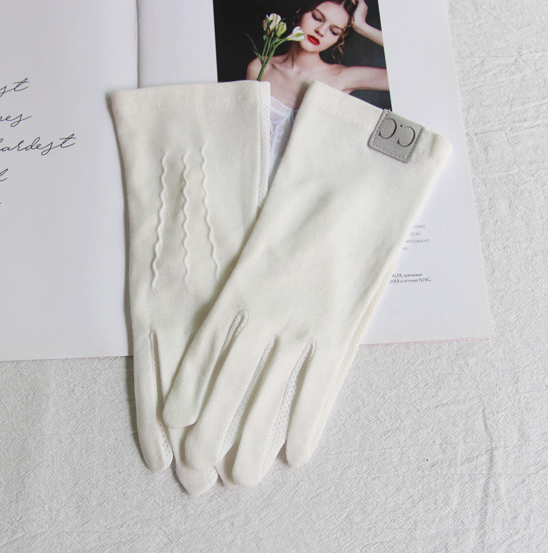 白色纯棉手套女薄款触屏工作防护劳保开车防滑手套