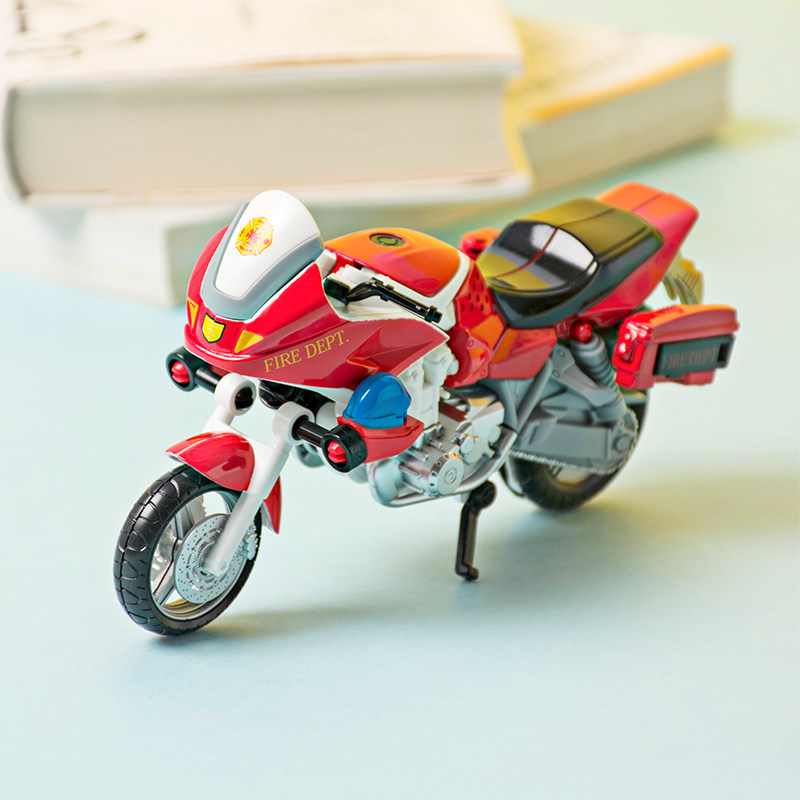miniso名创优品合金变形玩具车男孩云梯消防车儿童摩托车飞机警车