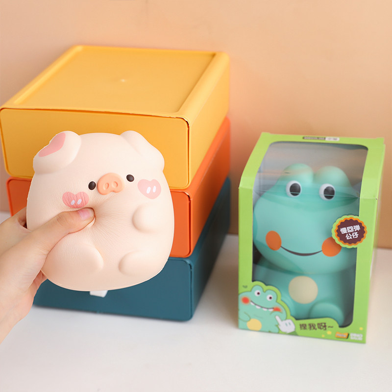 可爱卡通猪猪回弹发泄玩具公仔捏捏办公室解压创意