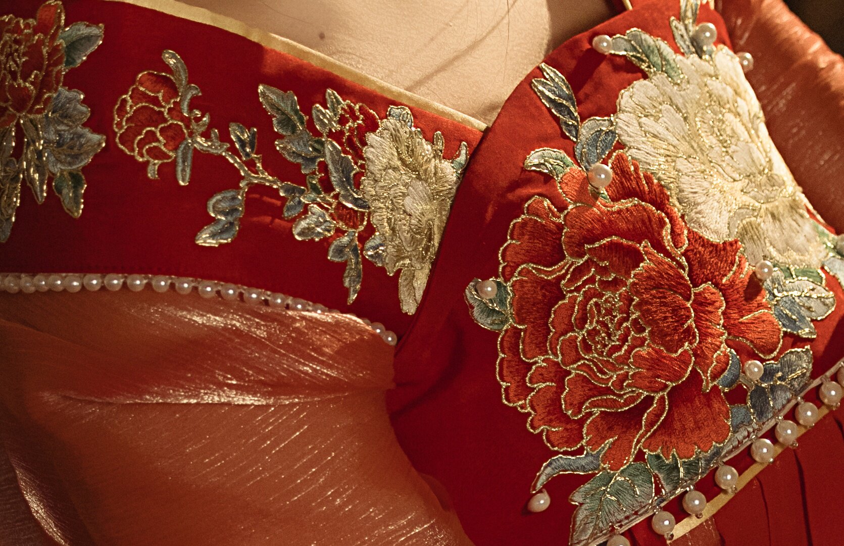 妲己魏晋南北朝汉服女大袖重工刺绣绣花盘金破裙汉服