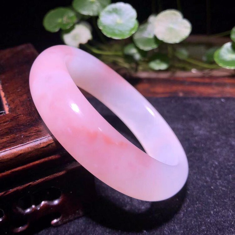 鸡血玉手手镯天然正品粉色货冰种贵妃朗料玉镯手饰