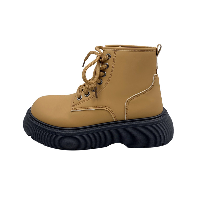 大黄蜂马丁靴女英伦风2022年新款秋季厚底超火炸街马丁靴