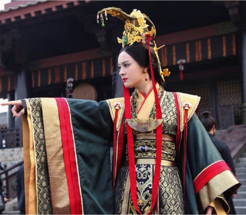 芈月华吻古装传影影视剧服装出租秦朝汉朝皇后民族服装