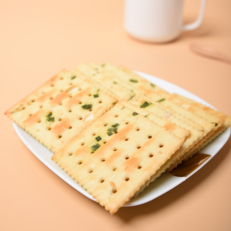 零趣香葱苏打饼干整箱蔗糖咸味代餐梳打休闲苏打饼干
