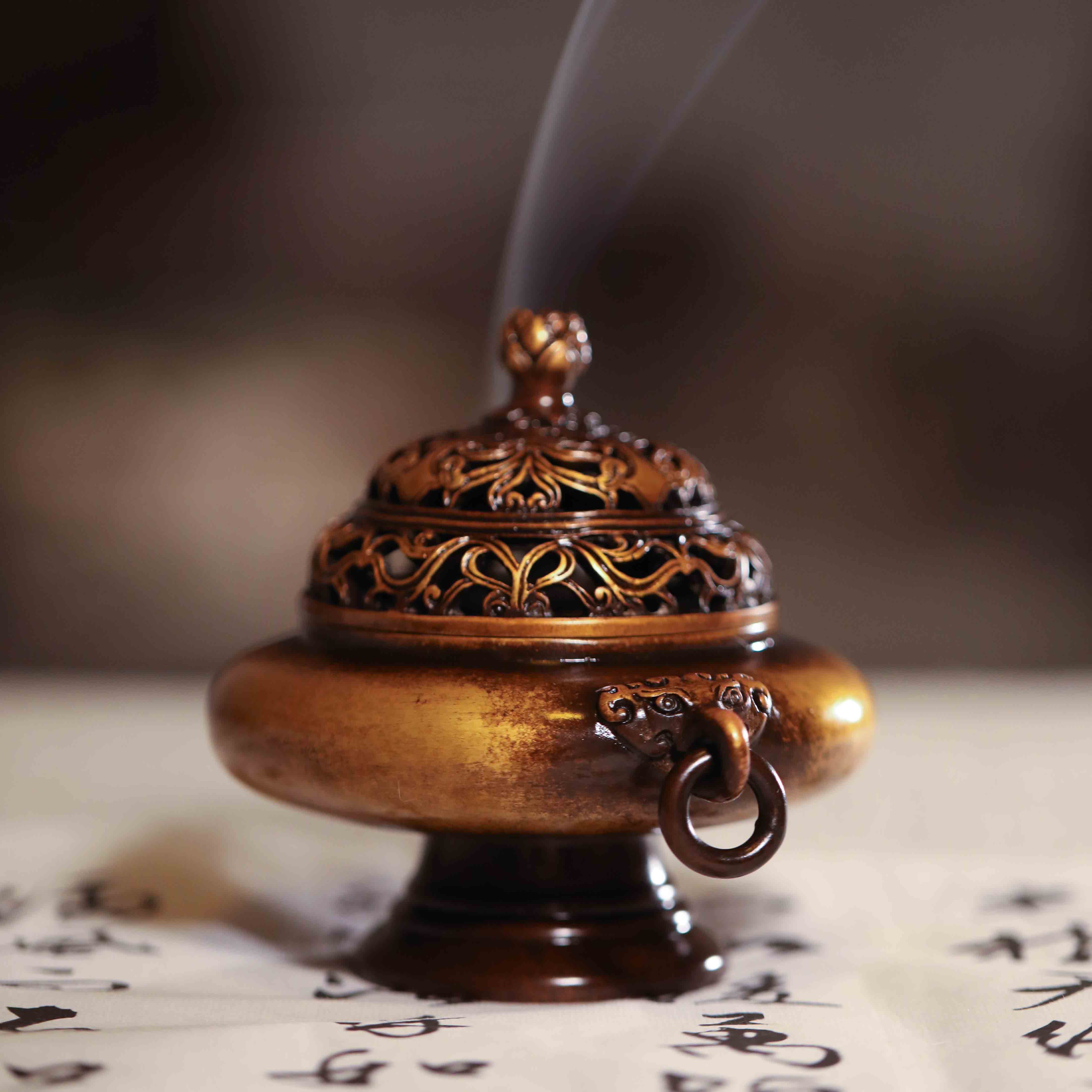 官方巧生炉博物馆仿古豸首衔环高足薰炉盘香书房香熏灯炉