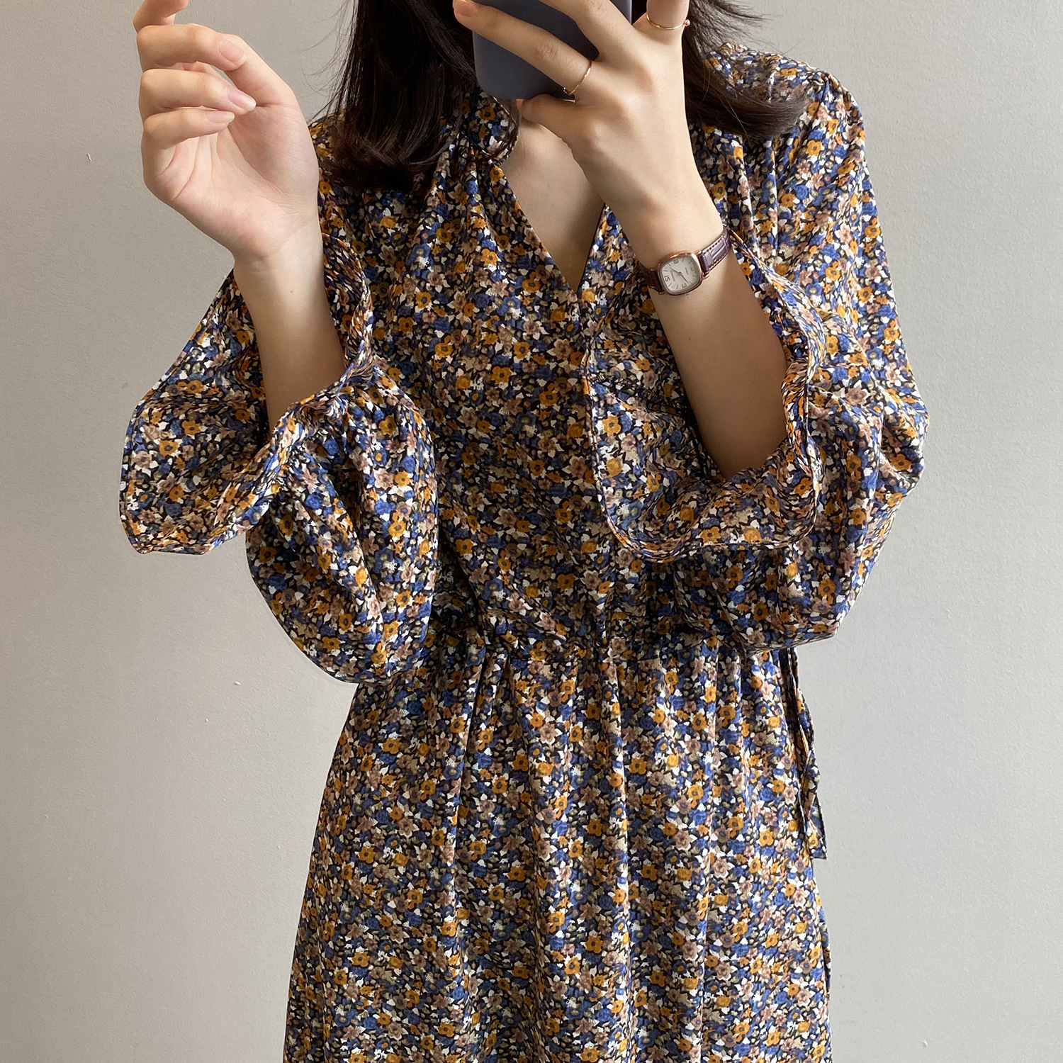 高级连衣裙春夏法式高端碎花裙女新款港风复古连衣裙