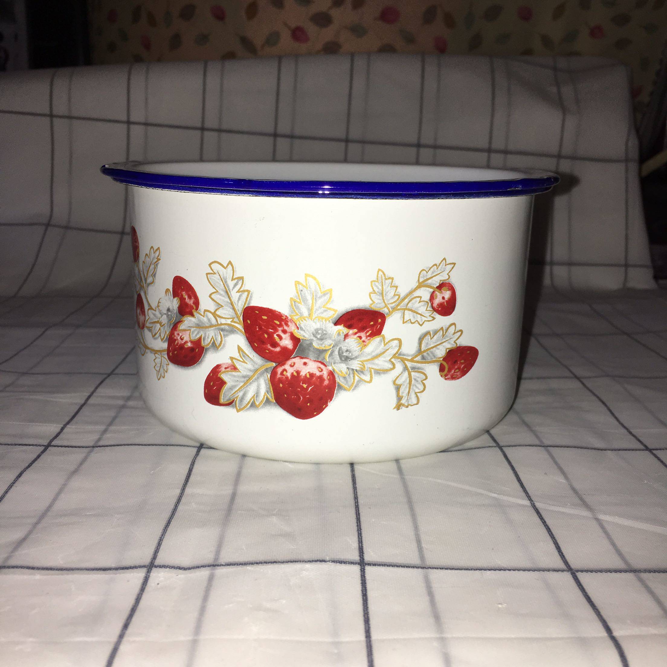 搪瓷怀旧饭缸瓷碗餐具带盖饭盒老式吃饭饭碗饭盒