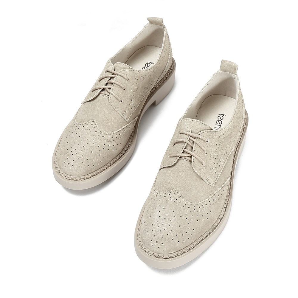 天美意漆牛皮革方跟果冻底淑女小皮鞋女单鞋2018春秋新款ccj24cm8