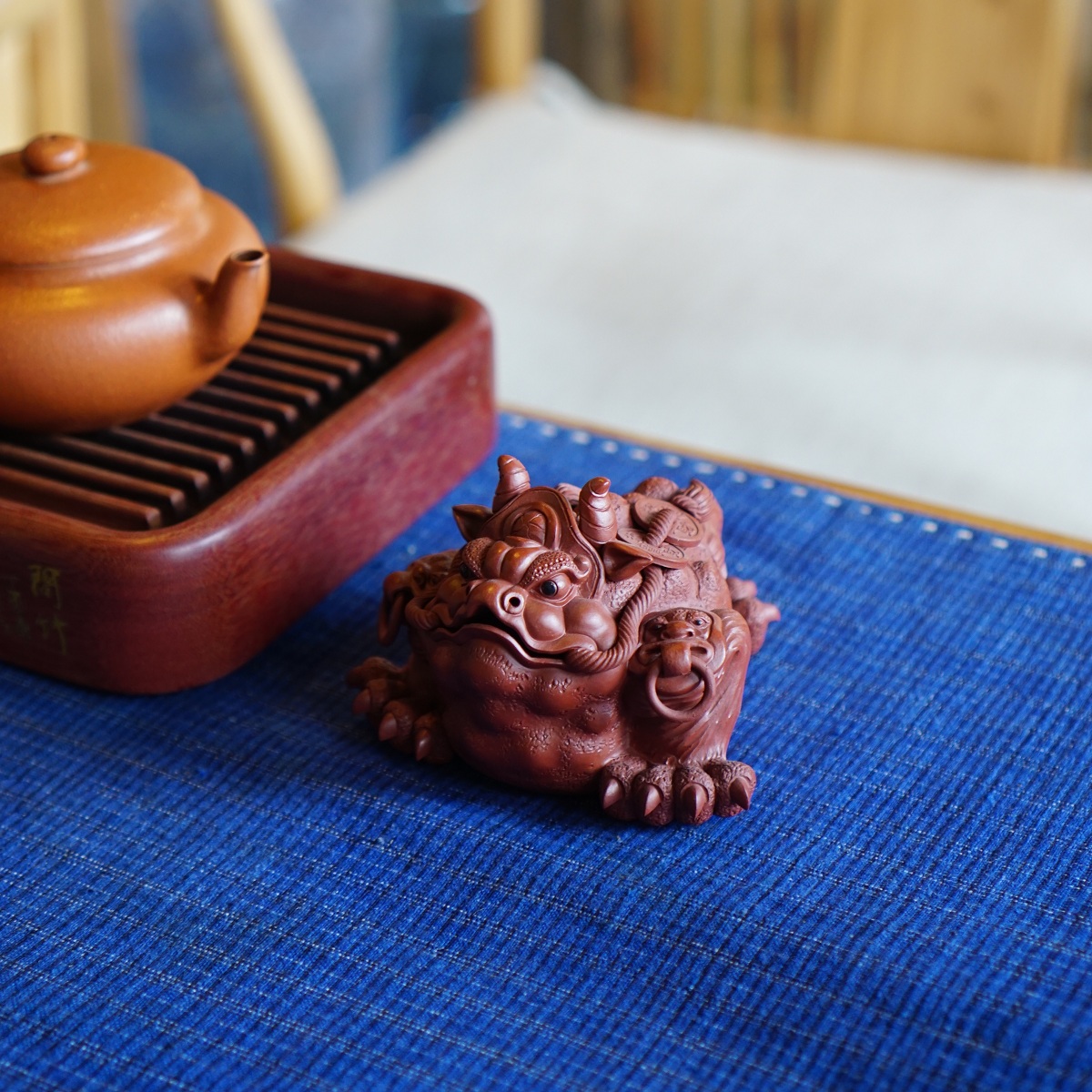 阅山李大柱名家招财辟邪手工端茶高端茶牛蟾作品茶宠摆件