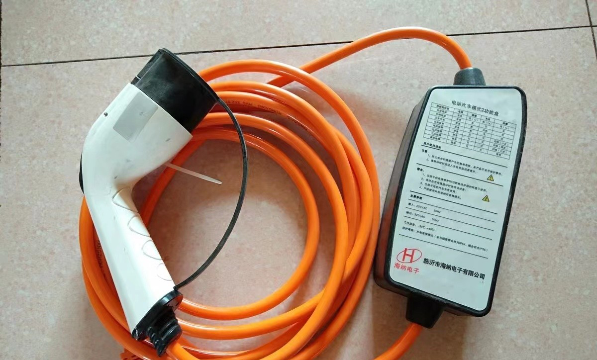 帝豪ev450缤越phen几何ac新能源汽车交流充电电动车充电器