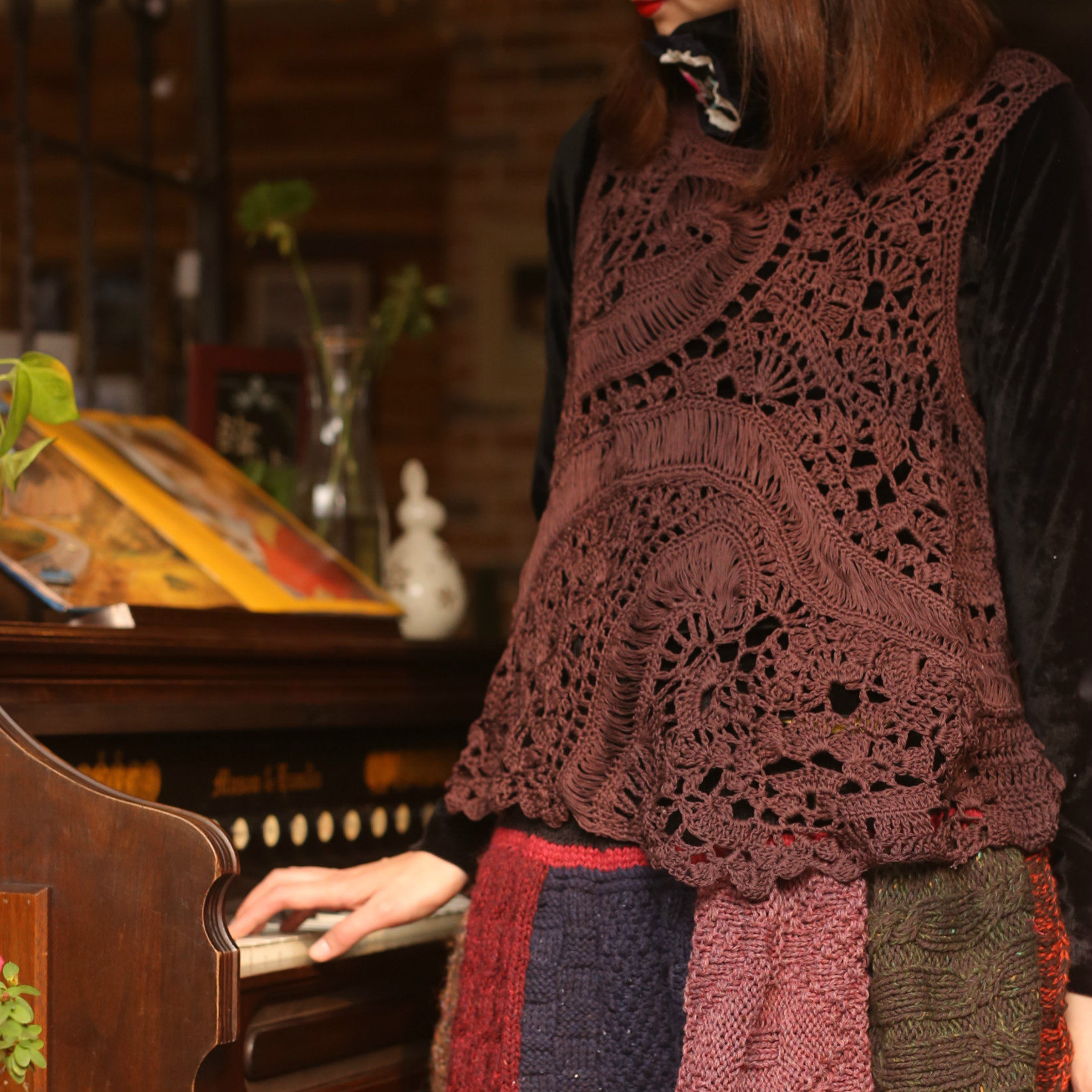 天荒~原创文艺范复古纯手工钩花纯亚麻线高端不规则例外马甲背心