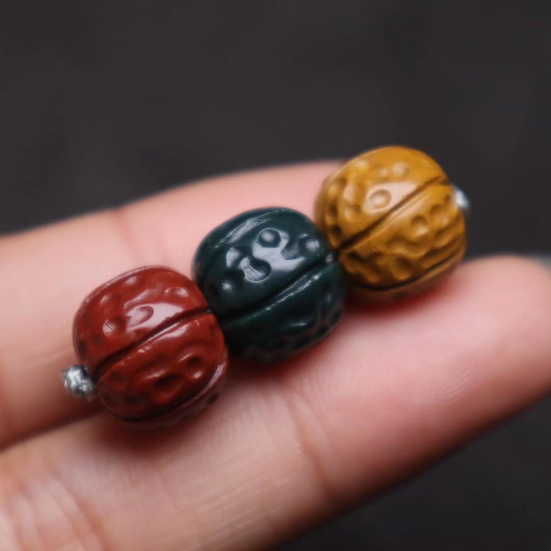 天然阿拉善玛瑙雕刻小金刚红绿灯顶腰珠隔菩提108手其他diy饰品配件