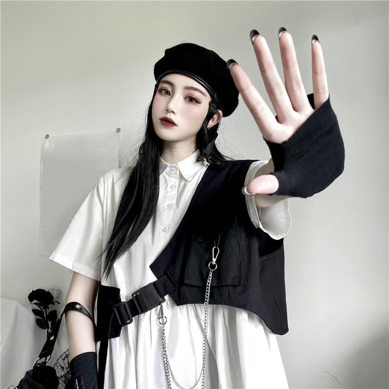 送链条】网红潮流夏季韩版外穿斜坎肩百搭黑色工装小马甲夹背心女