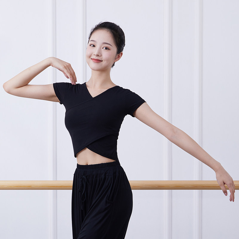 现代舞蹈服女成人交叉领上衣练功服