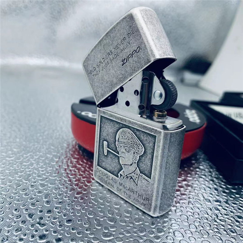 正版zippo打火机古银二战麦克阿瑟将军单面个性男士zippo
