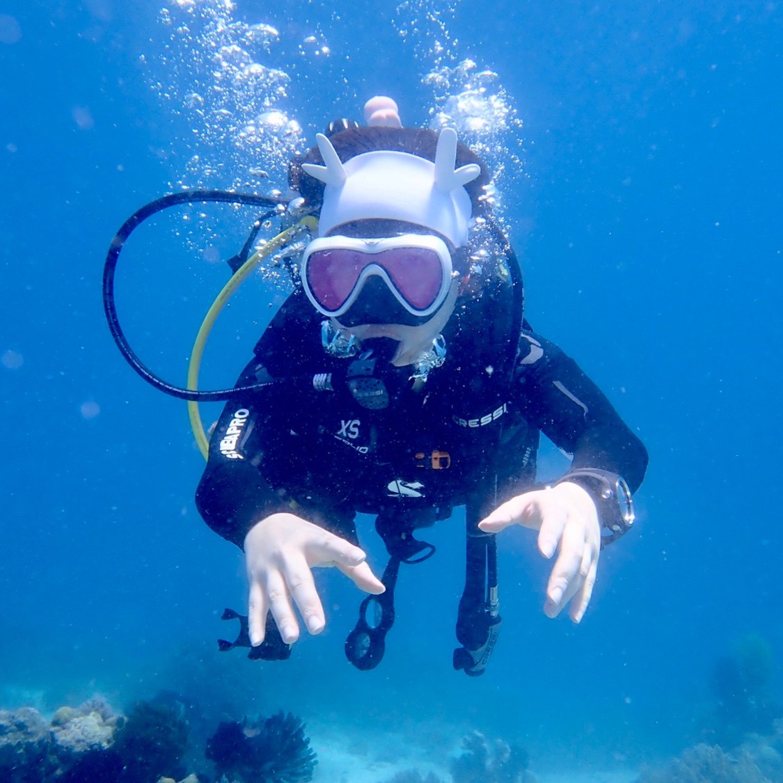 潜水卡通aturdive发带潜水员装备头套护耳保暖3mm潜水帽