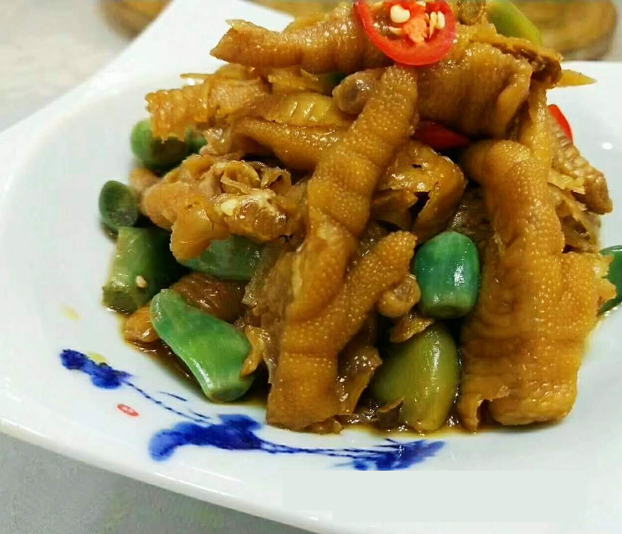 腊八蒜脱骨凤爪蒜香去骨酸甜鸡脚无骨剔骨零食凉菜小菜绿蒜新泡蒜