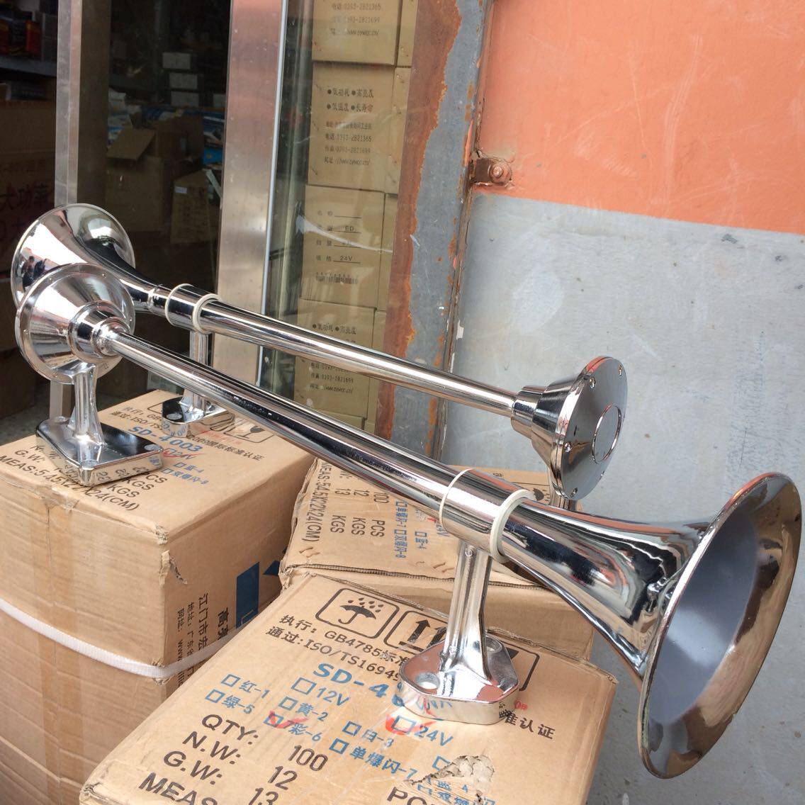 东风天龙天锦大力神顶置货车气泵单管超响鸣笛汽笛汽车喇叭