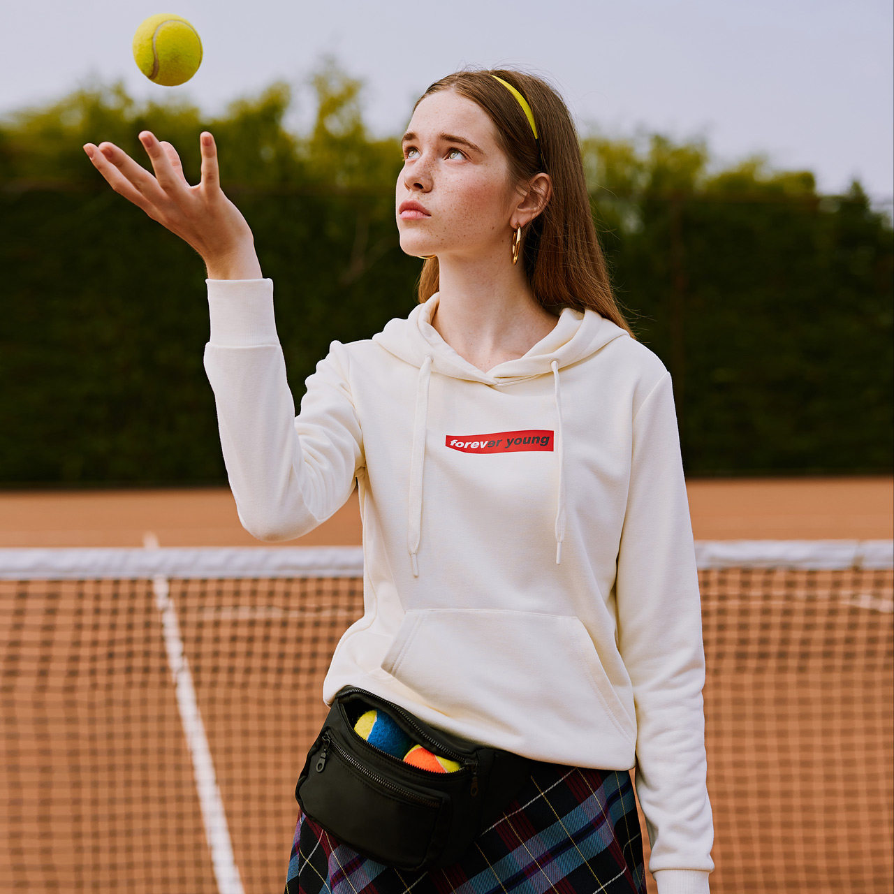 361女装运动服春夏新款连帽套头长袖经典印花休闲黑色卫衣女