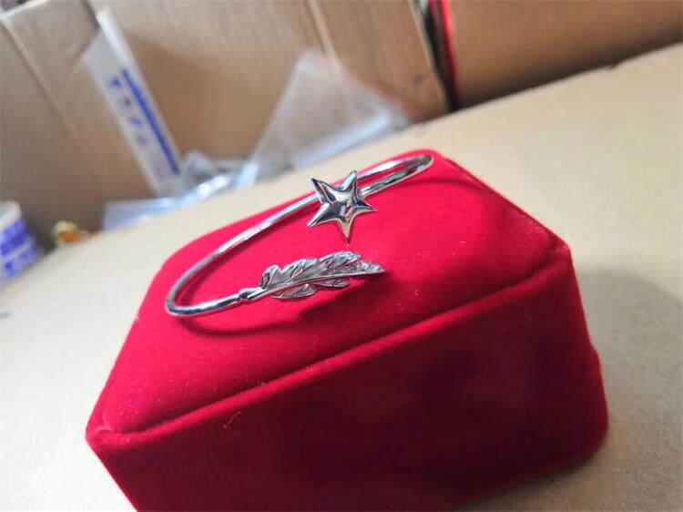 纯银军恋手镯松枝领花手链兵哥女友军嫂饰品创意礼盒