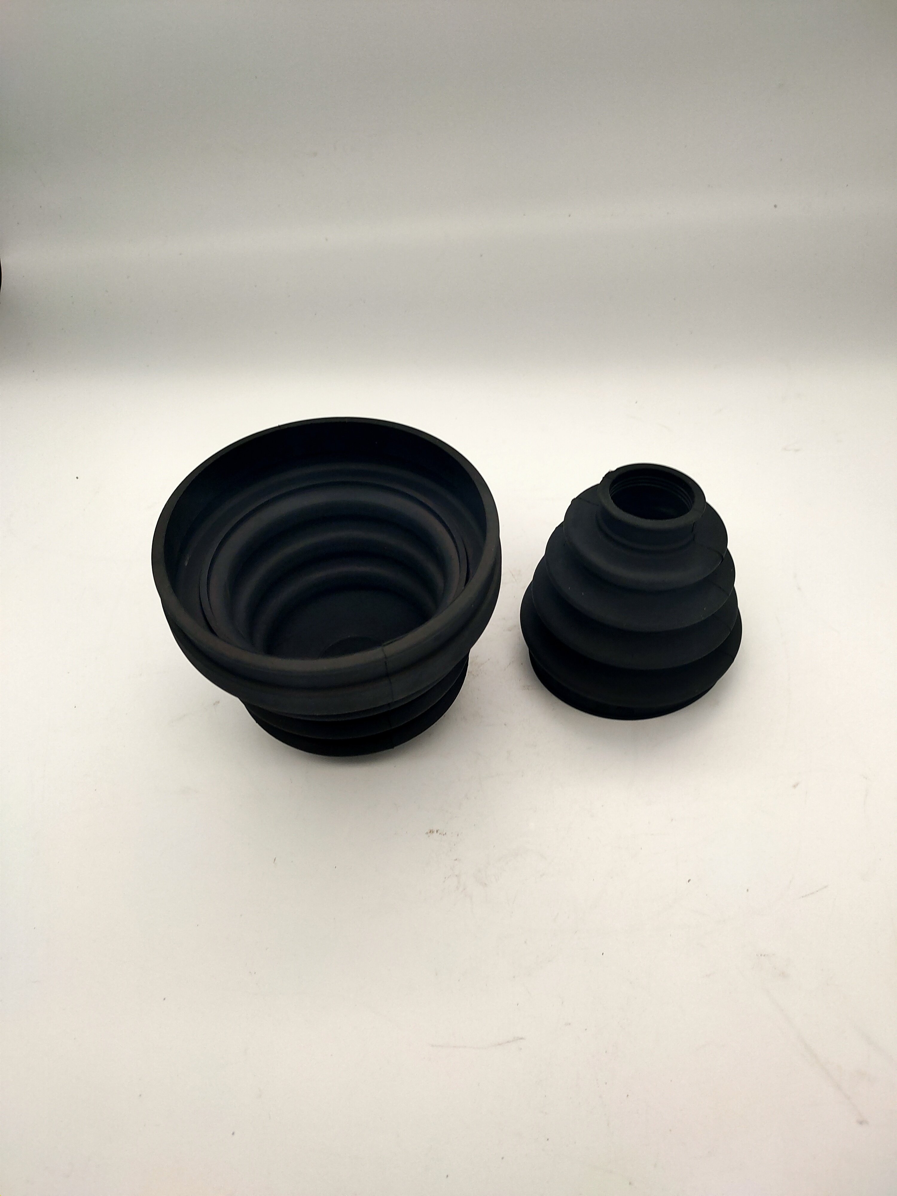 依维柯2045前桥传动轴胶套南京半轴橡胶护套军车半轴