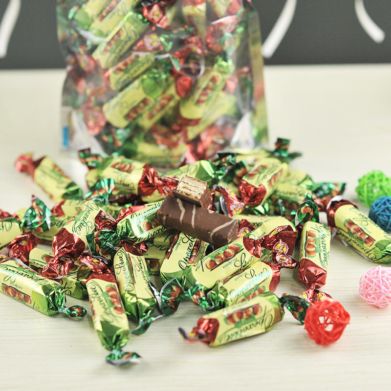 斯拉夫四颗榛子威化糖 俄罗斯进口榛仁夹心巧克力糖果零食500g