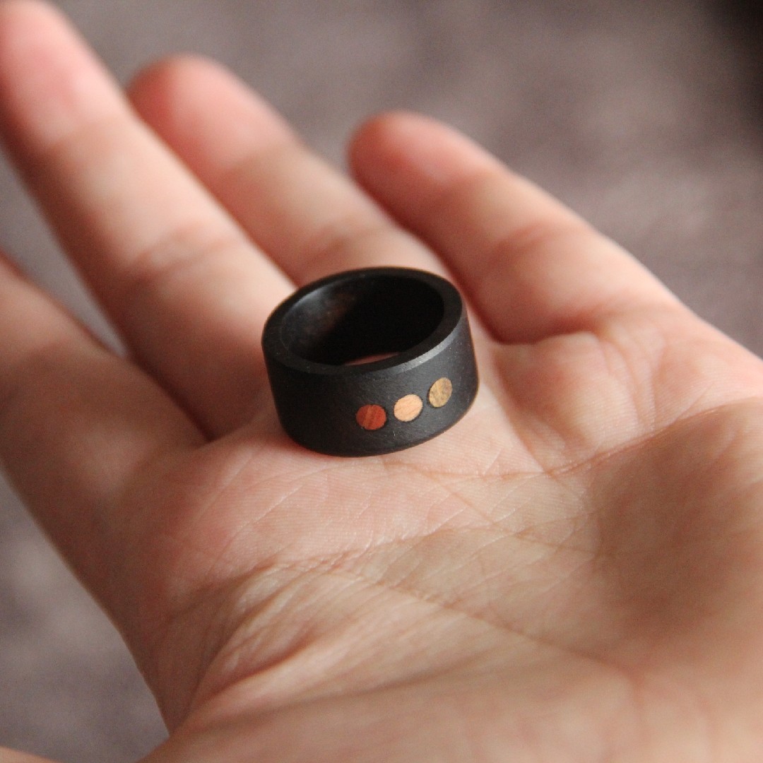 觉手红绿灯磨砂纹理原创戒指木质指环男女女朋友戒指