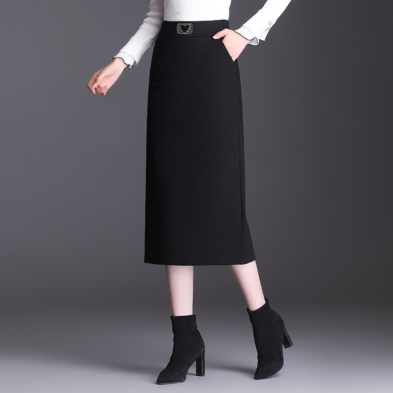 气质包臀裙半身裙女秋冬季2021新款高腰中长款显半身裙